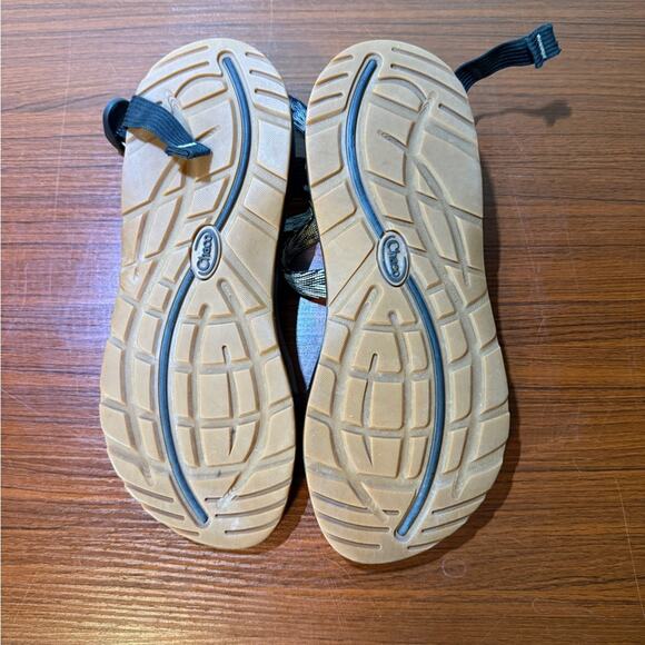 Chaco Z/Cloud Sandals Womens Size 11 Black and White Adjustable Outdoor EUC - Picture 3 of 6